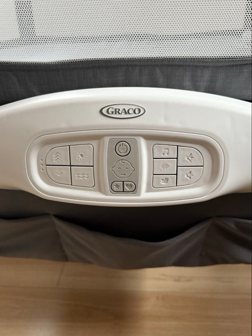 Graco Sense2Snooze ベビーベッド 電子バウンサー 泣き声感知