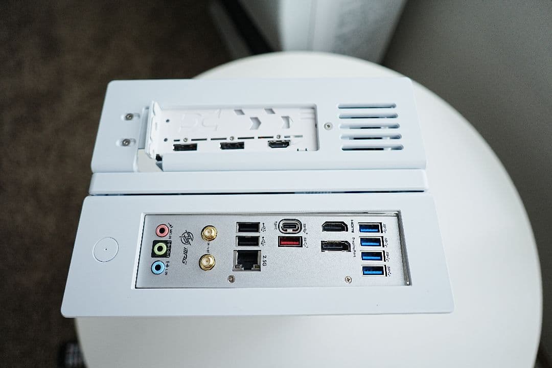 【美品希少】XTIA Xprot-mini Flex電源とCPUクーラー付き！