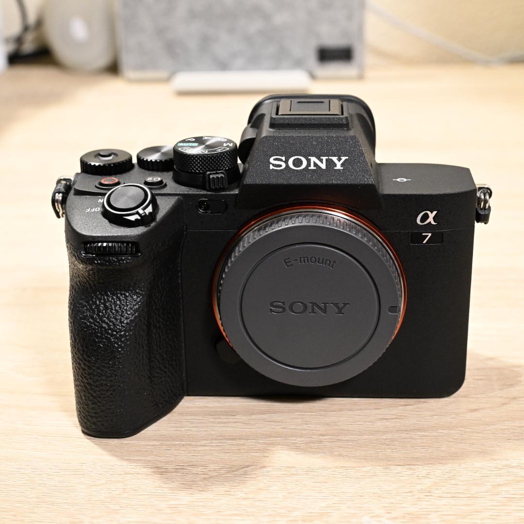 SONY α7 IV　ILCE-7M4　25年7月購入　2500枚以下