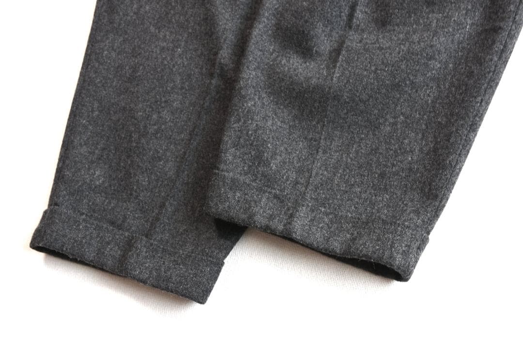 百名品！BEAMS PLUS　ウールフランネル・2プリーツスラックスパンツL