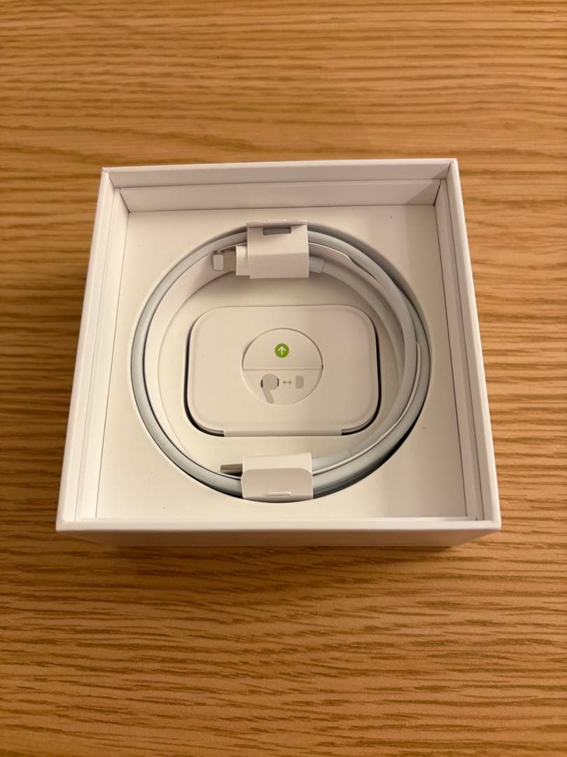 ★美品　AirPods pro2本体 充電ケース付き ホワイト