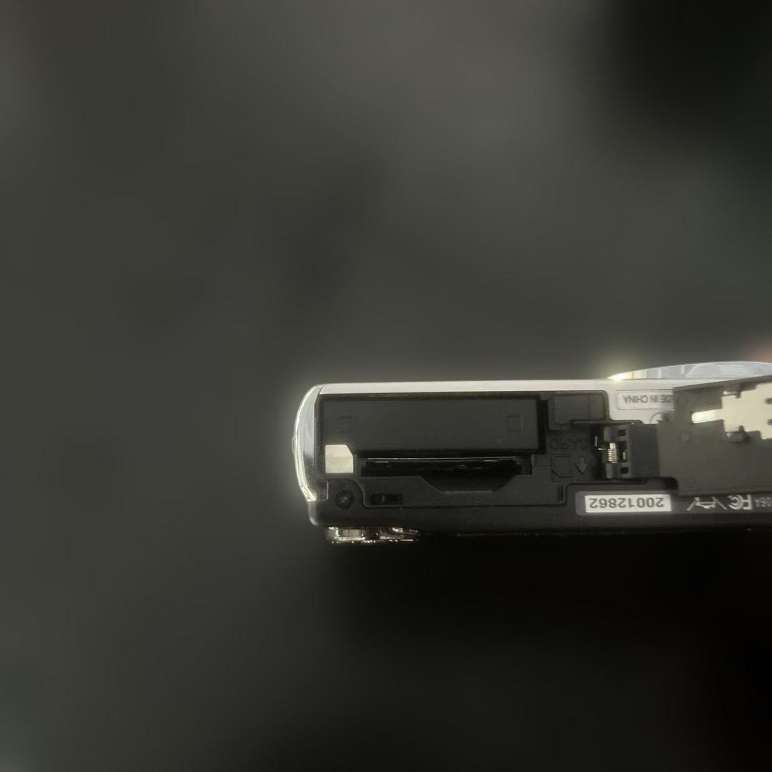 デジタルカメラ Nikon COOLPIX S620 12.2MP