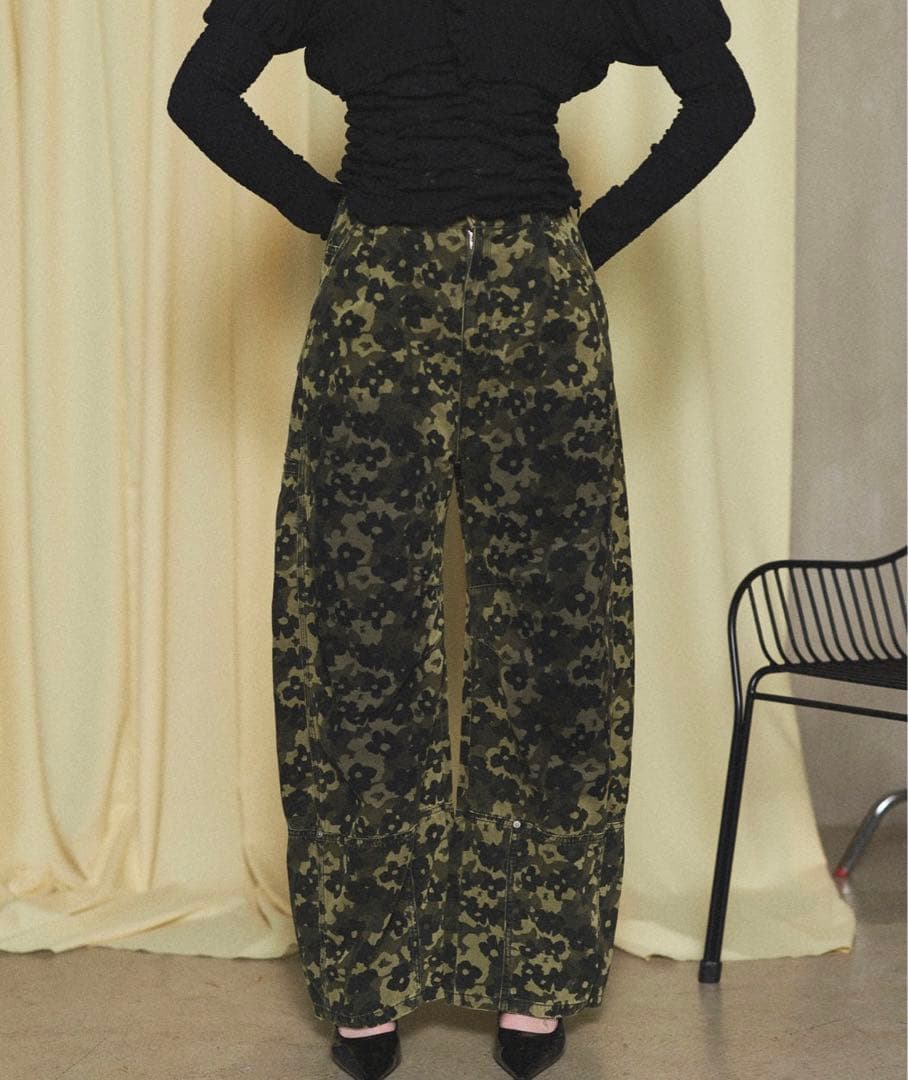 フラワーカモフラージュカーブパンツ MAISON SPECIAL