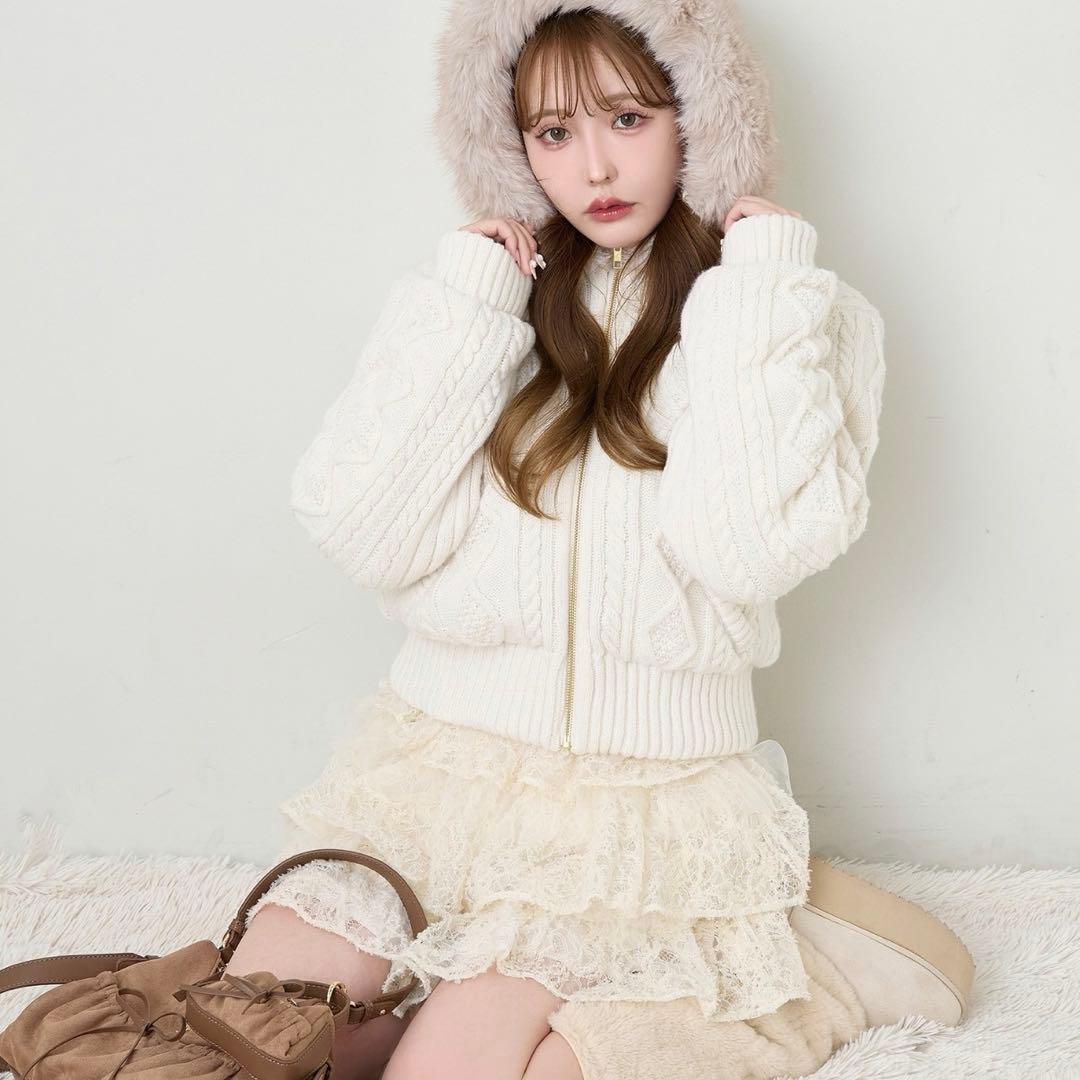 【匿名配送/未使用】ナイスクラップ　ケーブルニット中綿ブルゾン　オフホワイト