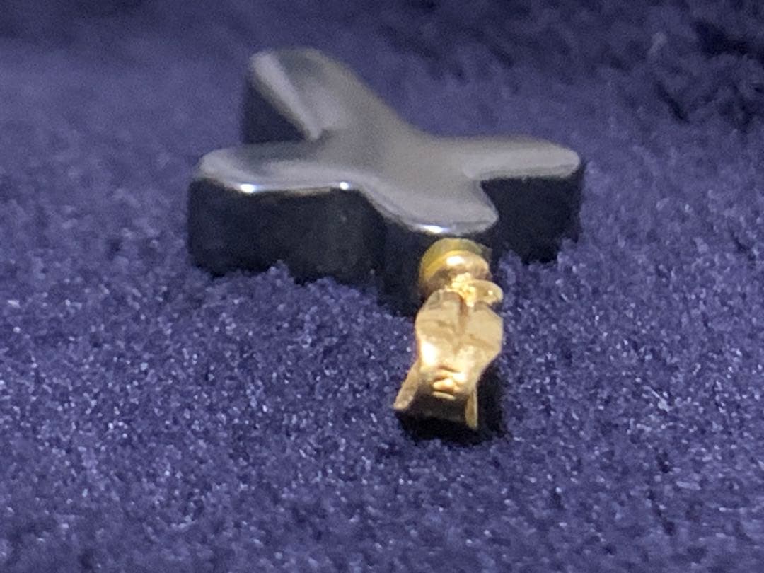 750ホワイトゴールドクロスペンダント& K18ヘマタイトクロス