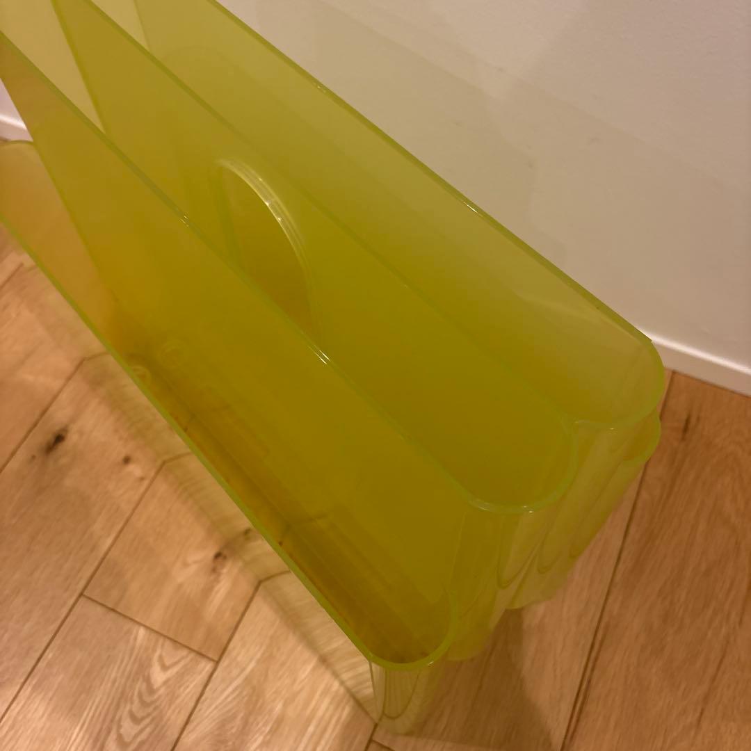 Kartell カルテルマガジンラック　イエローグリーン