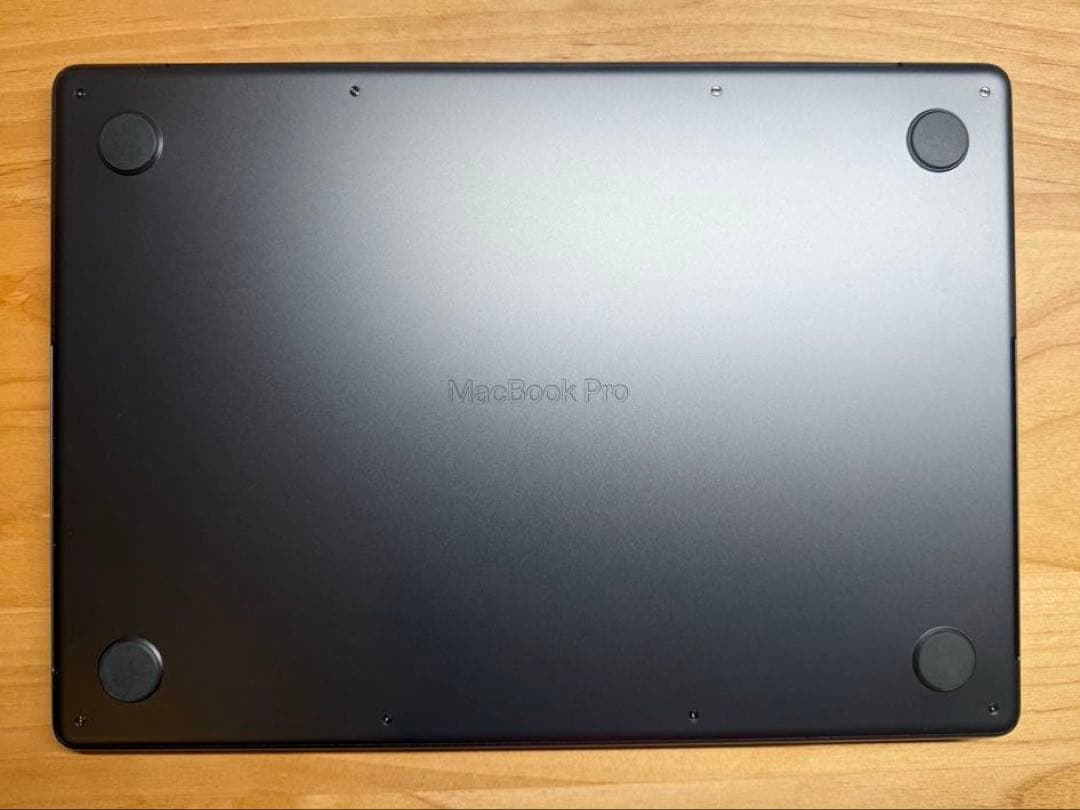 MacBook Pro M4 メモリ16GB SSD512GB スペースブラック