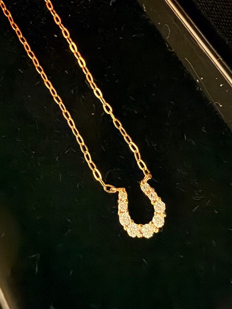 4℃ K18 ダイヤモンド 馬蹄モチーフ　ネックレス