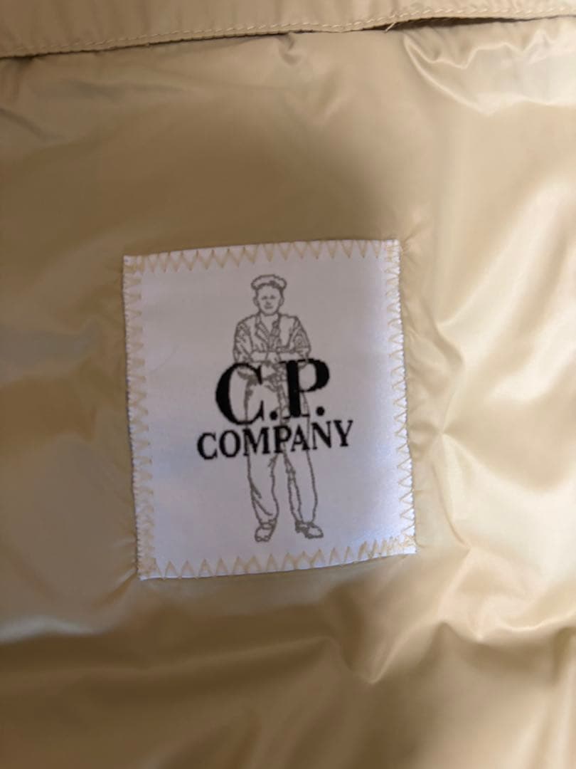 C.P. Company D.D. Shellダウンベスト