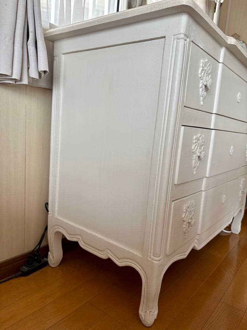 フランス BLANC D'IVOIRE ブラン ディボワール　チェスト