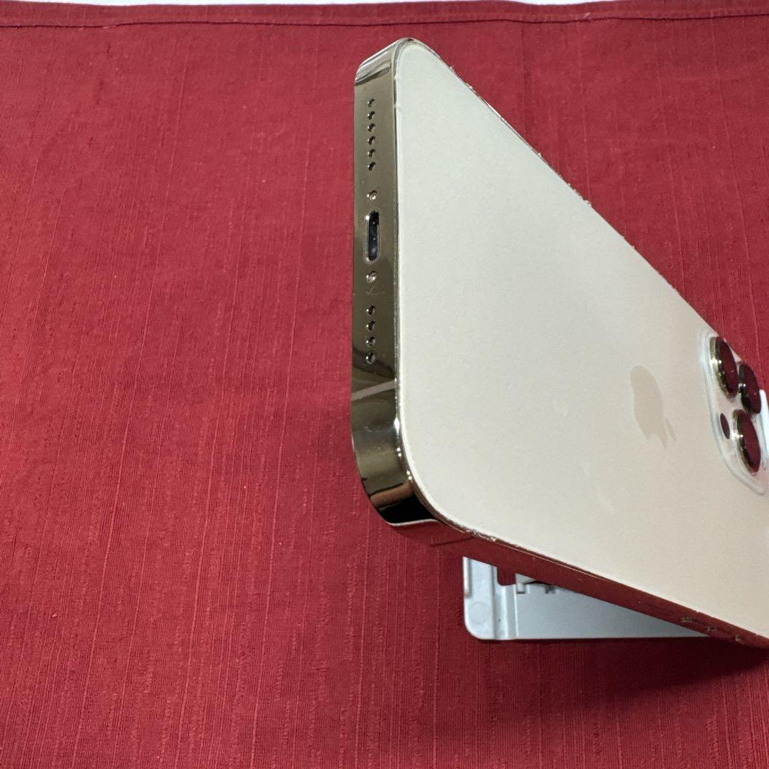 iPhone 13 Pro MAX 256gb 米国版バッテリー100%