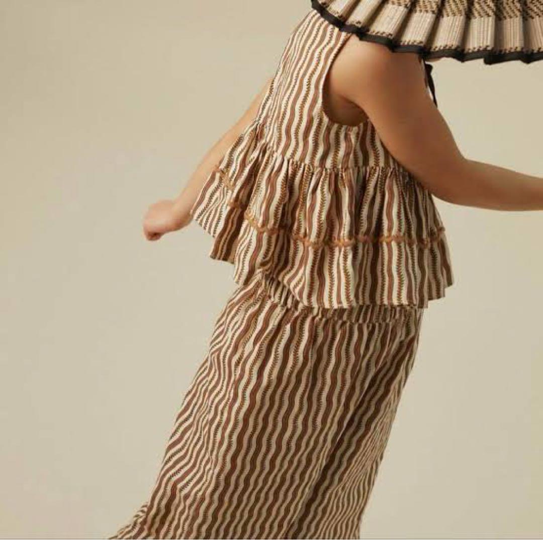 apolina kids セットアップ　3-5y