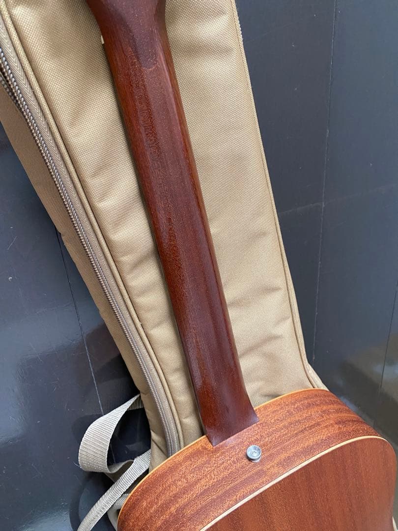 アコースティックギター　taylor