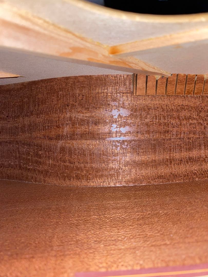 アコースティックギター　taylor