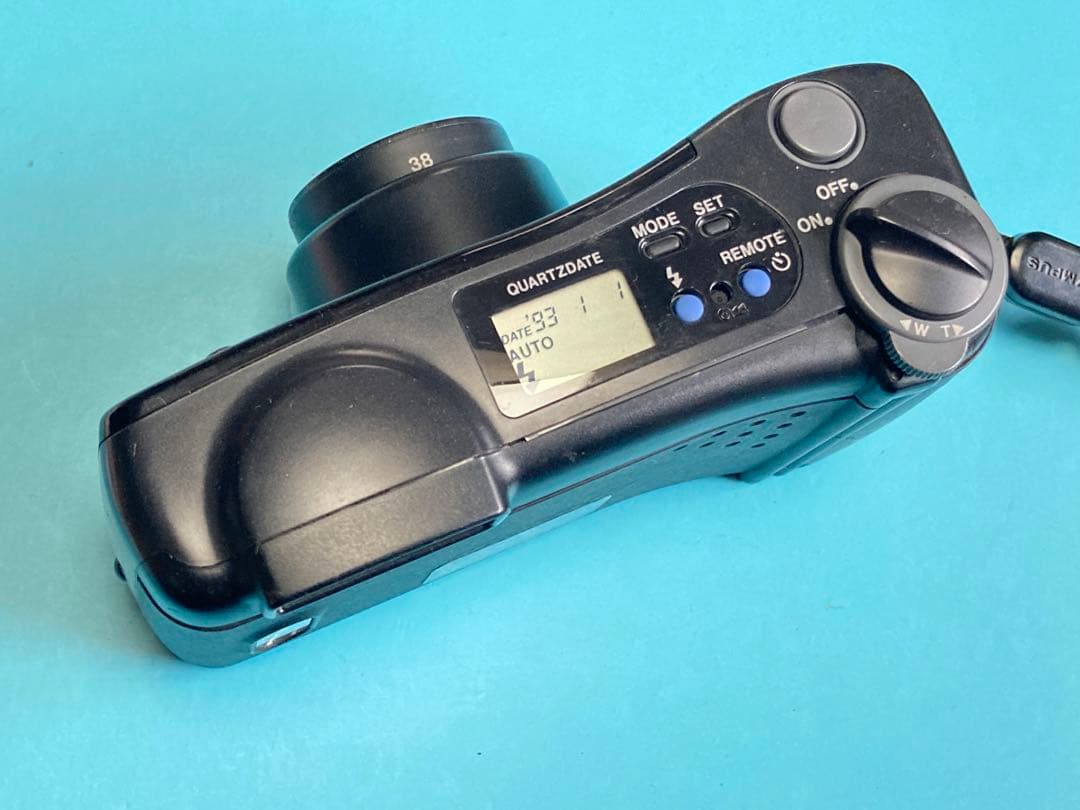 かわいい！　軽量！　使いやすいコンパクトフィルムカメラ　OLYMPUS