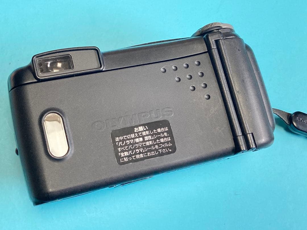 かわいい！　軽量！　使いやすいコンパクトフィルムカメラ　OLYMPUS