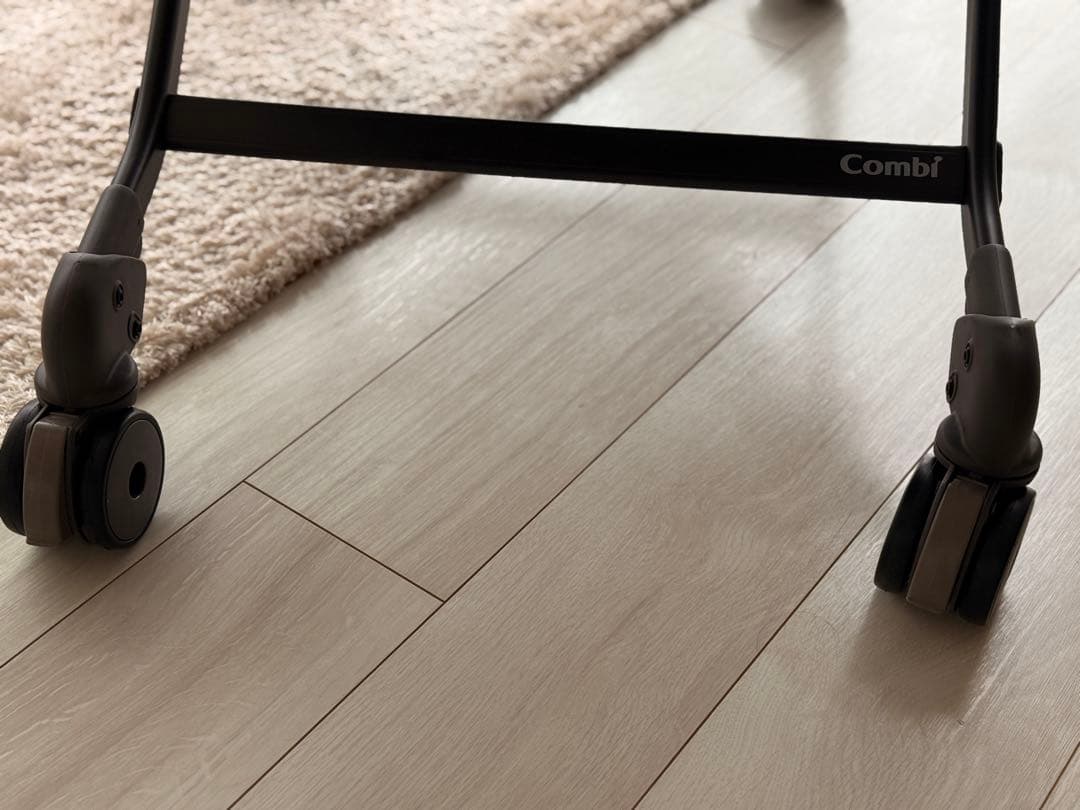 【美品✨】コンビ ネムリラ AUTO SWING スリープシェル EG+