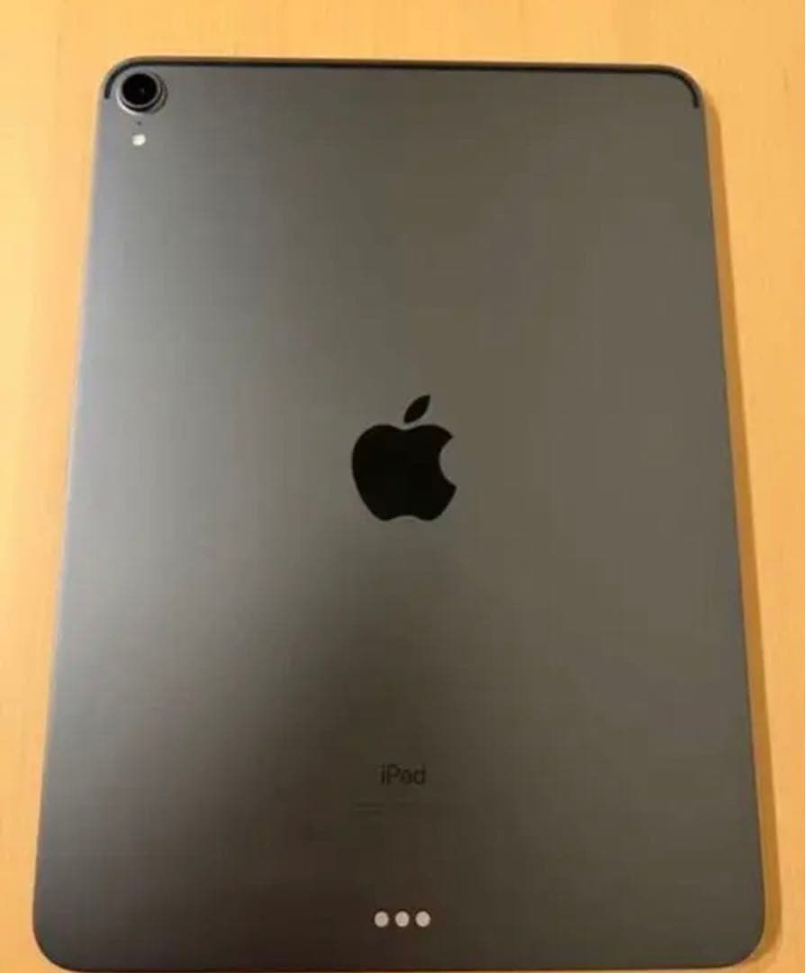 【極美品】iPad Pro 11インチ SIM 512GB