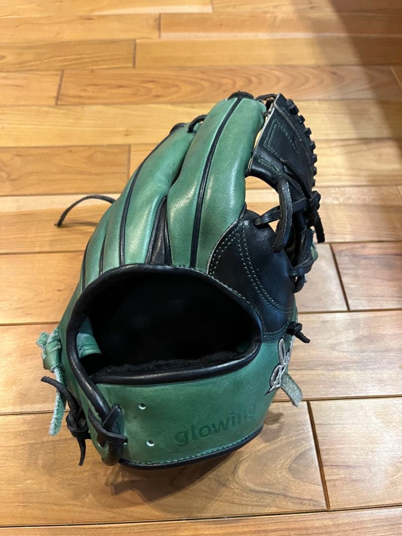 glowing 内野手グラブ　グリーン×ブラック