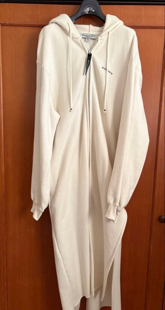 断捨離美さま専用Americanaオフホワイトフード付きロングパーカー美品
