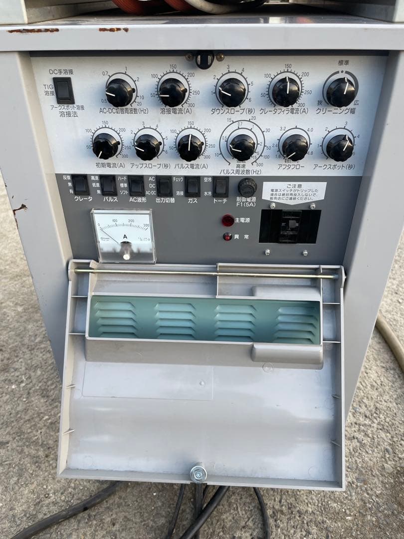 ダイヘン　インバーター交直両用TIG　エレコン300（AVP-300S－４）