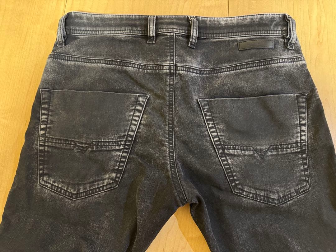 ジョグジーンズ DIESEL KROOLEY W30