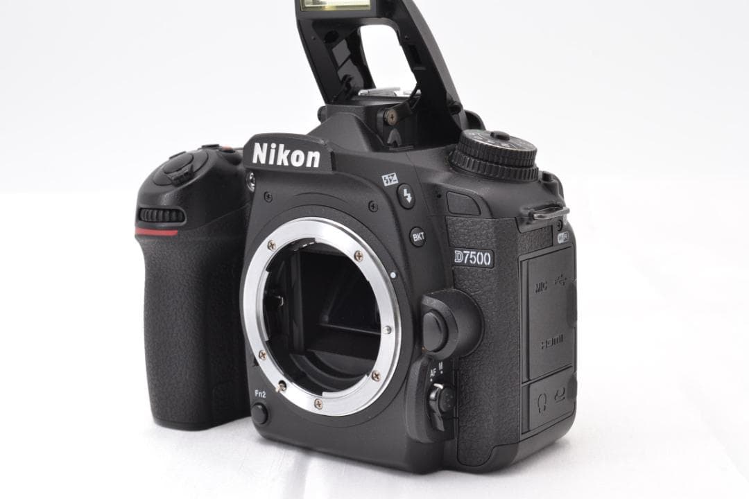 ■ 美品 ■ ニコン　Nikon D7500 ボディ ≪ S数6,247回 ≫
