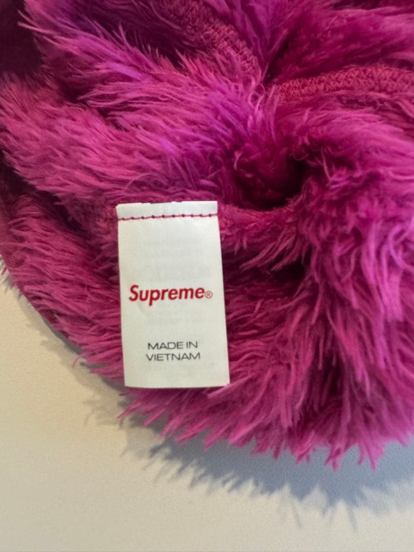 ぷ*ん様 Supreme Fuzzy Balaclava 'pink'