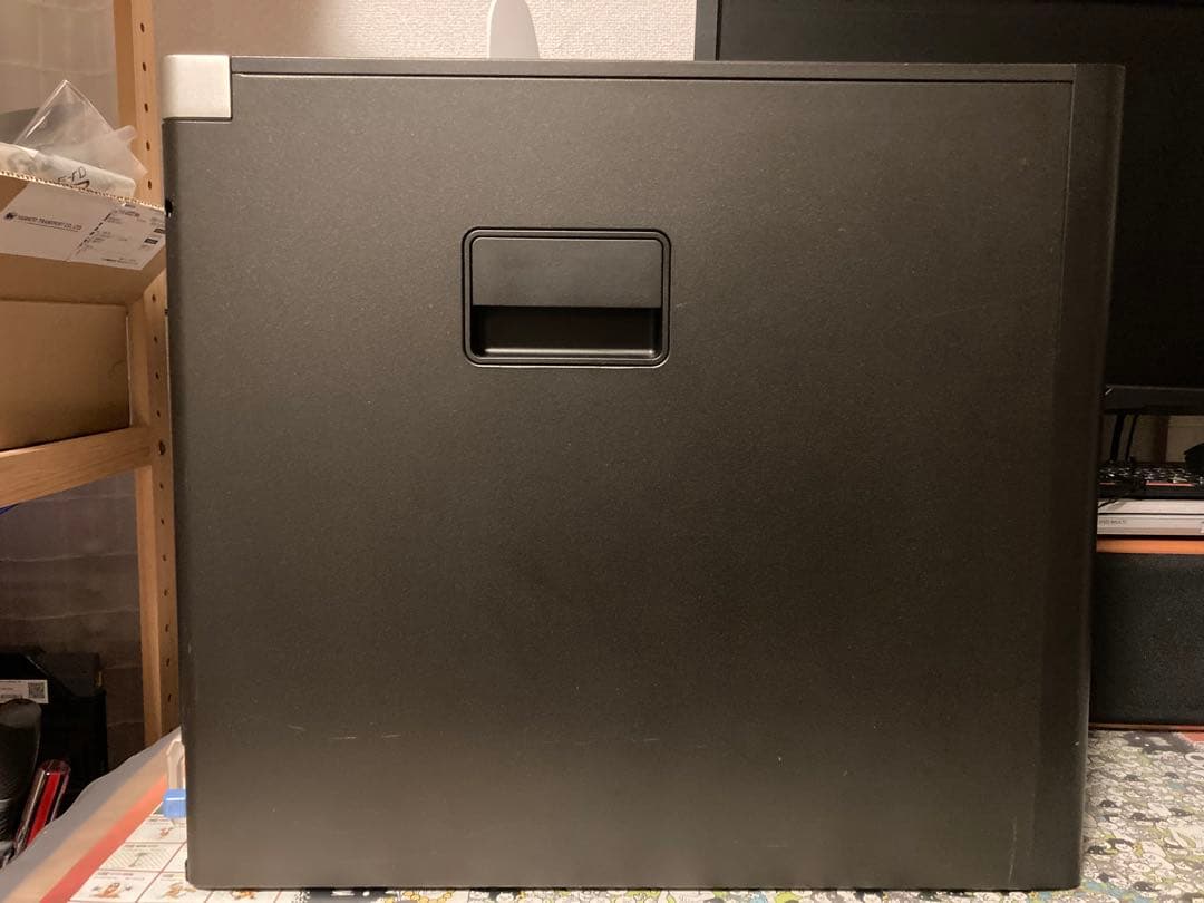 安価クリエータPC E5-1620 16G QuadroK600 SSD+HDD