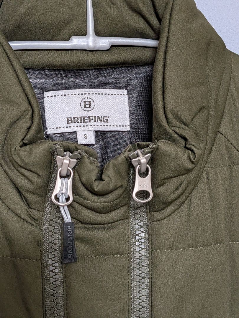 ブリーフィング　セットアップ　カーキ