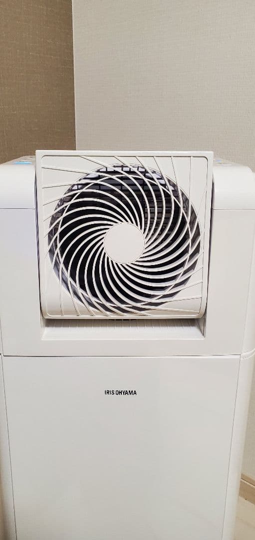 【美品】アイリスオーヤマ除湿機サーキュレーター・デシカント方式IJDC-K80