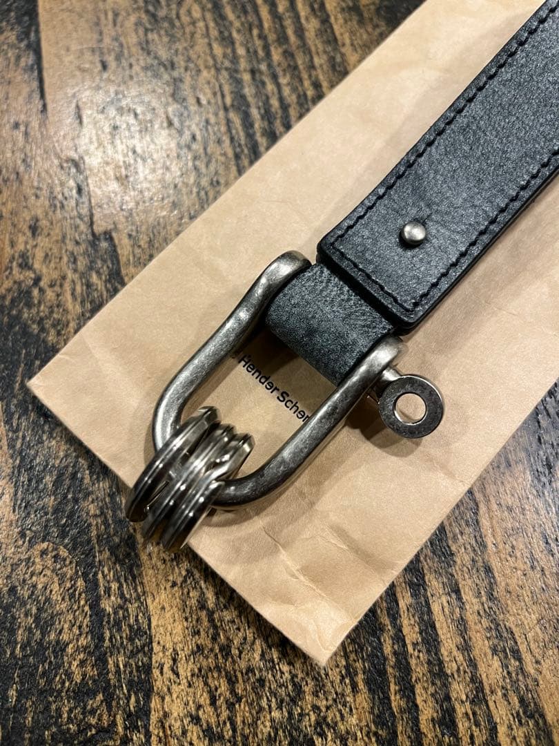小物 HENDER SCHEME KEY SHACKLE
