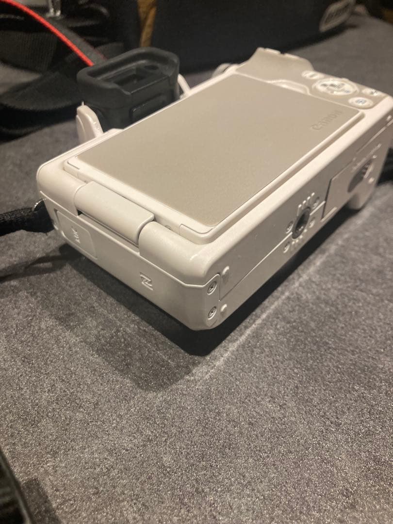 Canon EOS Kiss M ダブルレンズキット