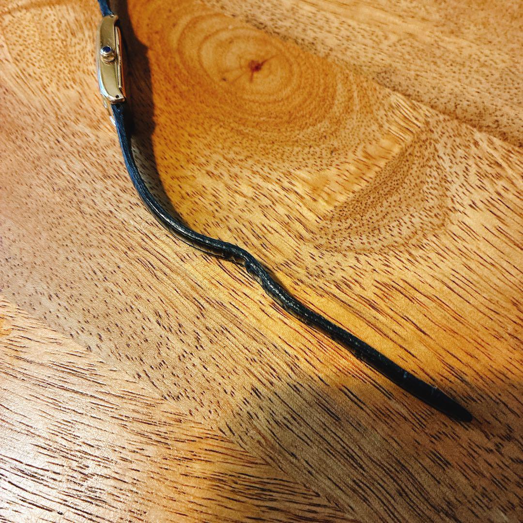 訳あり　ヴァンドーム青山　レクタングルウォッチ　ブラック　購入時59,400円