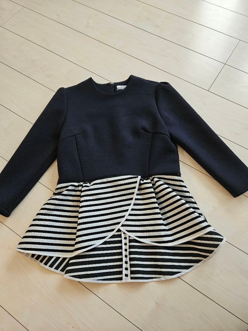 ボーダーズアットバリコニー　ペプラムトップス36