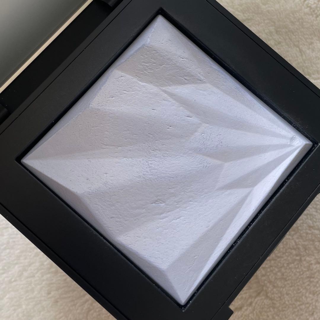 シュウウエムラ　アンリミテッドルミマットセッティングジェルインパウダー