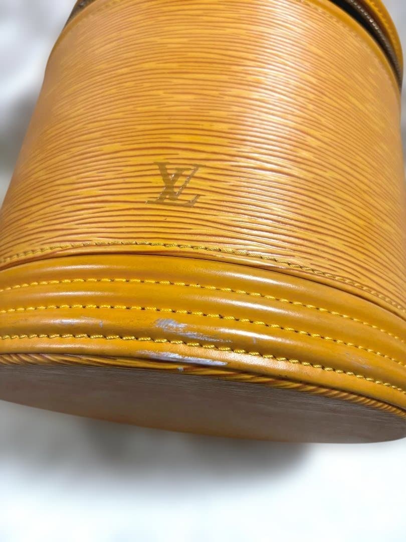 Louis Vuitton カンヌ エピ バニティバッグ