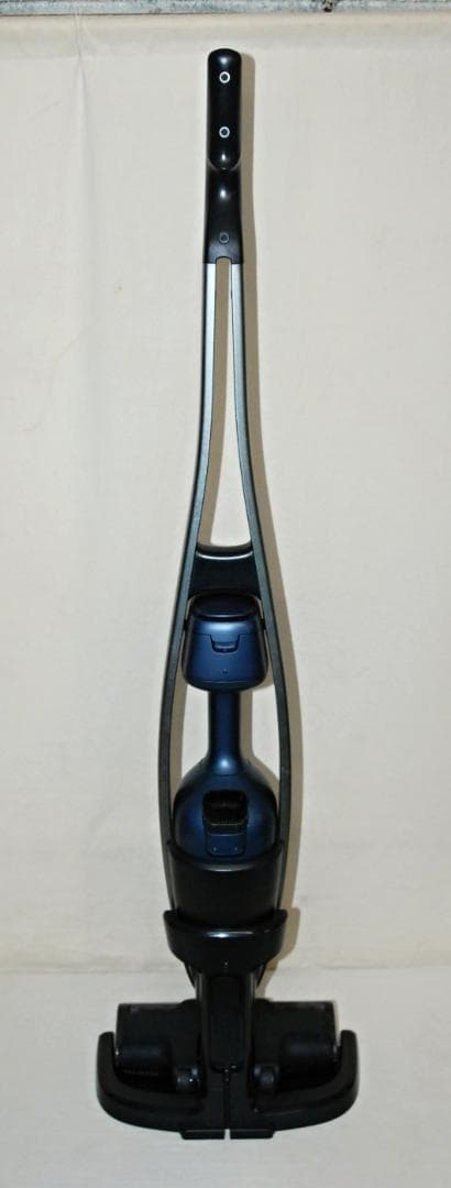 エレクトロラックス PURE Q9 スティッククリーナー 北欧デザイン