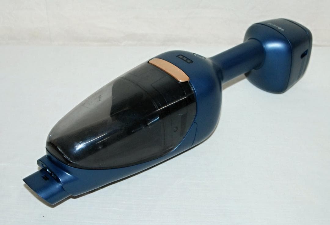 エレクトロラックス PURE Q9 スティッククリーナー 北欧デザイン