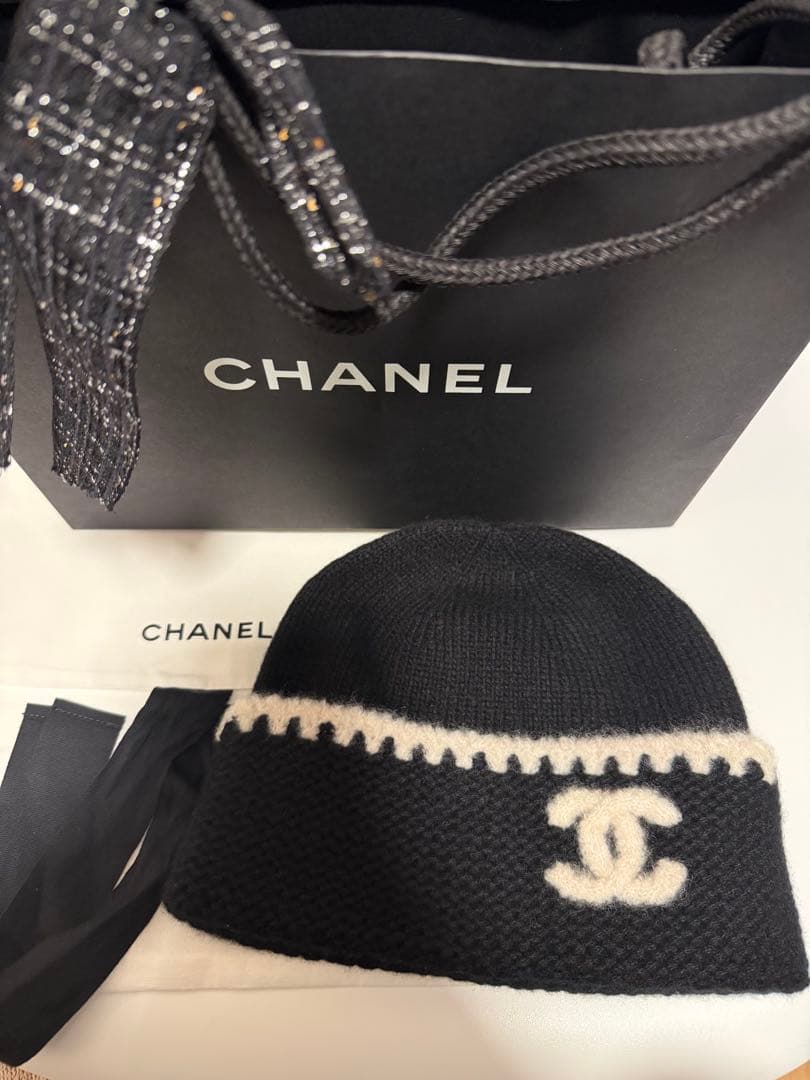 CHANEL シャネル　ニット帽　ビーニー　ココマーク