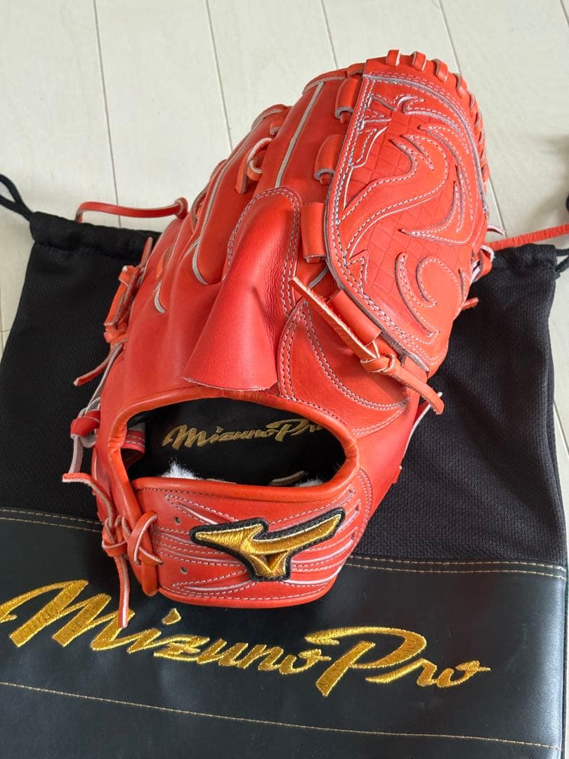 ミズノプロ　硬式投手用グラブ