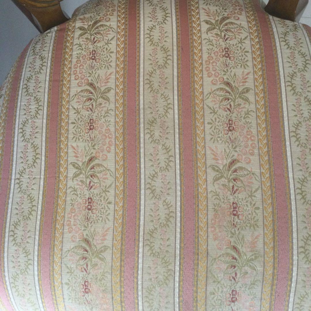 猫脚アームチェアー　　ロココ調肘掛けチェアー