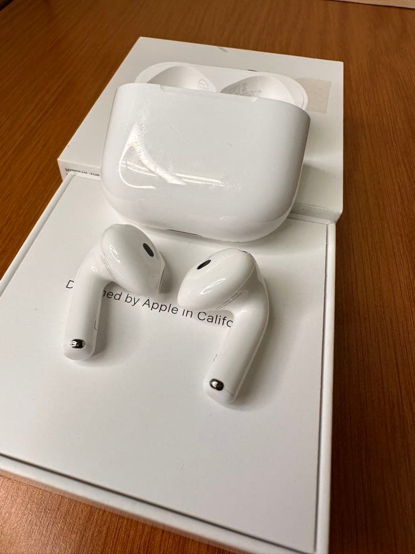 【正規品】AirPods 4 ANC搭載モデル MXP93J/A 4D9L0