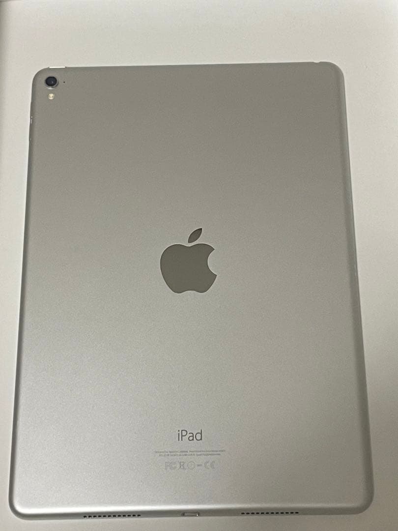 5000円値引き中iPad pro9.7インチ128GB 美品　ガラスフィルム付