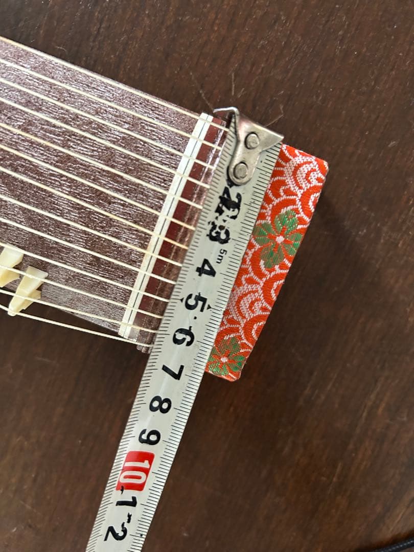 【未使用品】伝統的な13弦琴 ケース付き　ミニ琴　短琴