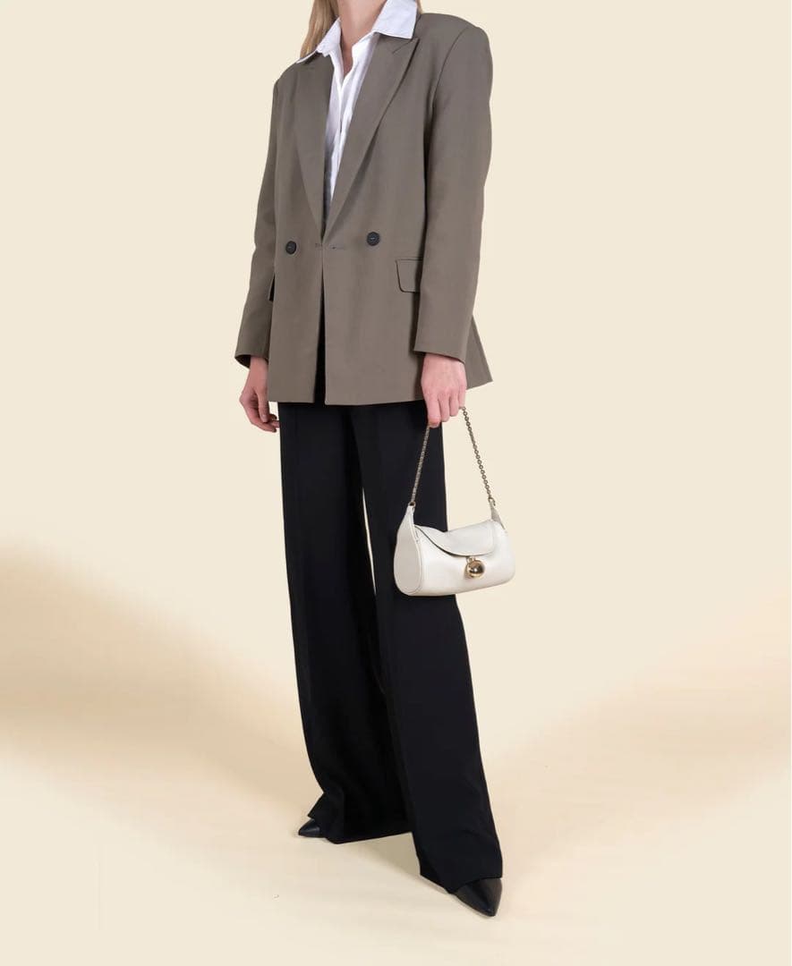 CDFUNE バック　チェーン　ホワイト　ゴールド