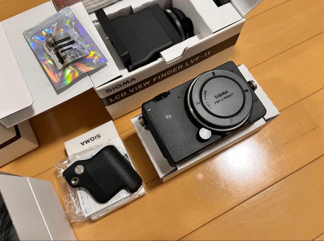 SIGMA fp + 8mm film風 + TTartisan 50mm f2