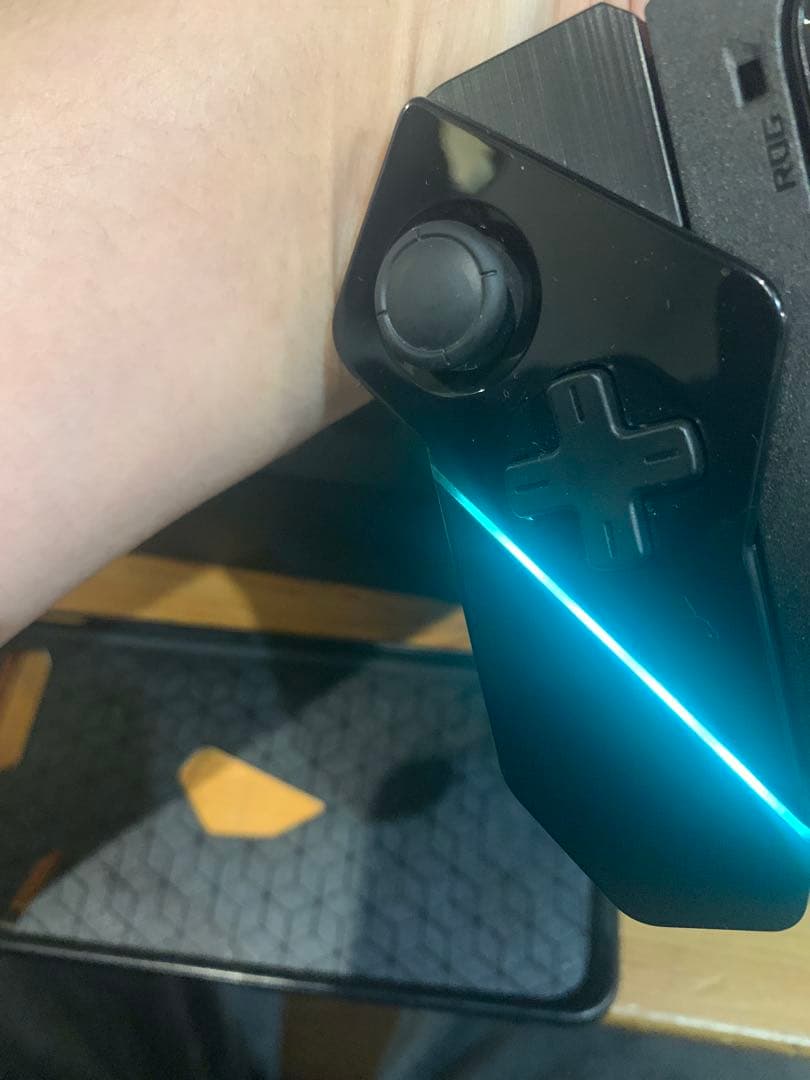 必見★ASUS ROG PHONE 2★ゲーミングスマホ！512GB!国内技適有