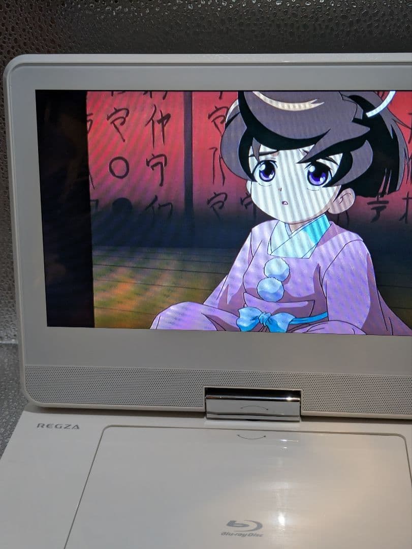 TOSHIBA ポータブルブルーレイディスクプレーヤー SD-BP900S