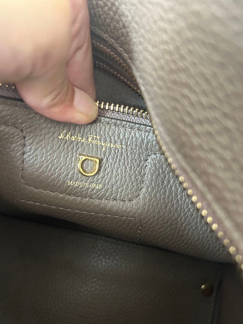 レ*ん様 サルヴァトーレフェラガモ　エイミー